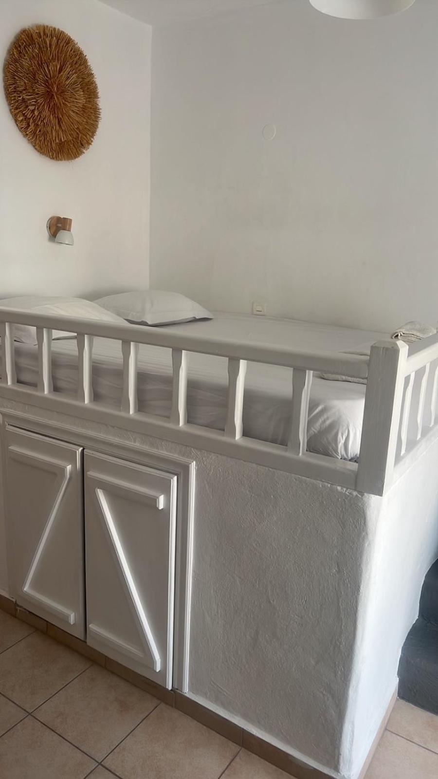 White Island Rooms Panteli Luaran gambar
