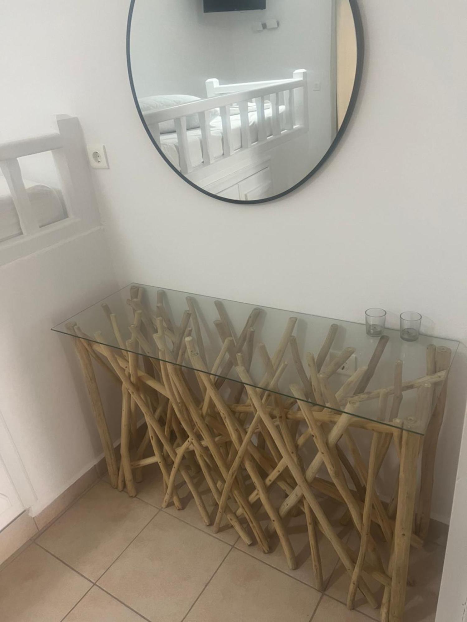 White Island Rooms Panteli Luaran gambar